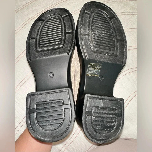 SHEIN Minimalist Anti-Slip Loafers - Picture 6 of 6